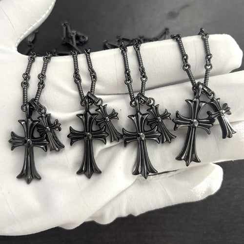 black double cross diamond Bamboo necklace